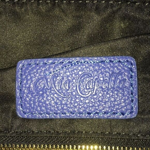 NWT Mia Capella Lucia Slouch Leather Shoulder Bag - Picture 4 of 6